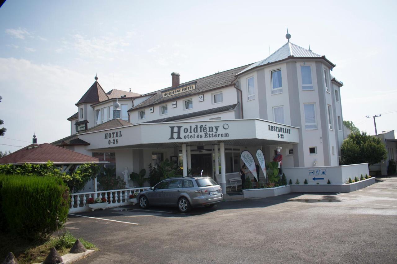 Holdfeny Hotel Forro Exterior photo
